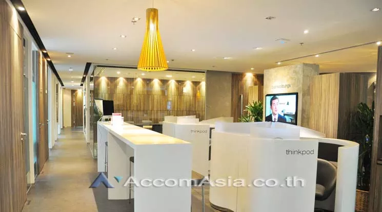 unit Office space For Rent in Silom, Bangkok  near BTS Sala Daeng (AA18799)